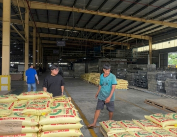 Chuyên Phân Phối Sỉ & Lẻ Số Lượng Lớn Tại Bình Dương  - Gạo Chí Hoài